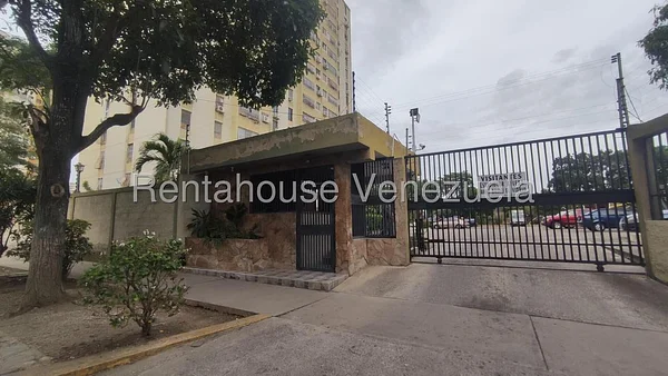 apartment (1 Level) for sale in Las Trinitarias, Lara