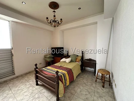 apartment (Duplex) for sale in Los Caobos, Distrito Metropolitano - Image 12