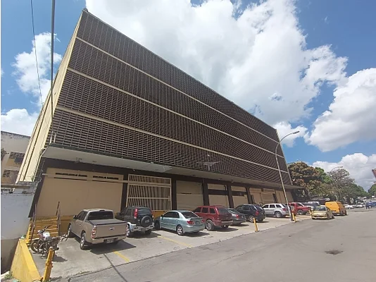 Mini warehouse for rent 15m² Los Cortijos - US$199 USD - Image 2