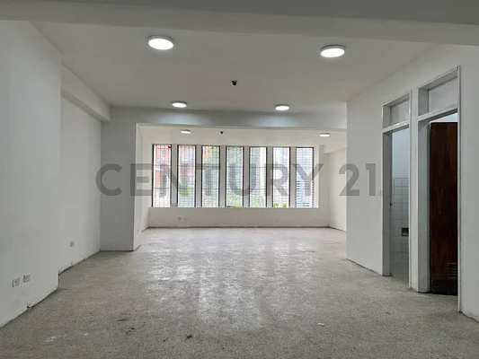 Sale of apartment in Libertador, Caracas, Distrito Capital - Image 18