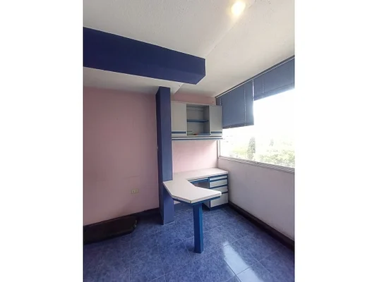 RENTAL office/Dental Clinic 20m² Plaza Venezuela - US$250 USD - Image 2