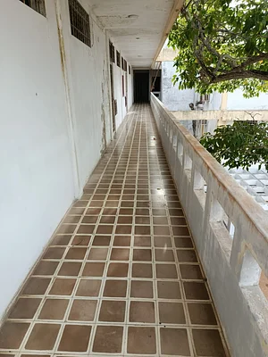 Front entry porch detail