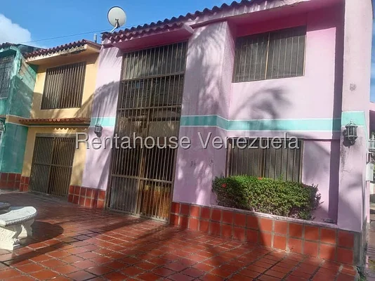 townhouse (Duplex) for sale in Los Canales de Rio Chico, Miranda