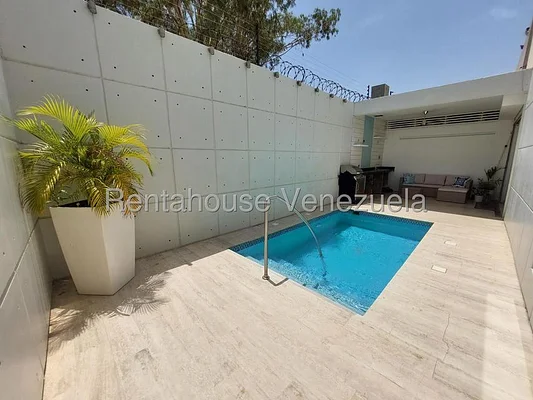 townhouse (Duplex) for rent in Cantaclaro, Zulia