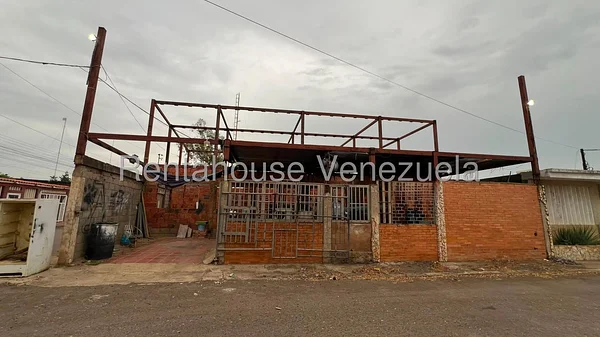 house (1 Level) for sale on Via La Concepcion, Zulia