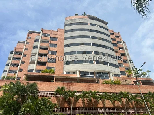 apartment (1 Level) for rent in Solar del Hatillo, Metropolitan District