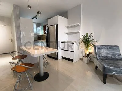Master bedroom with large windows