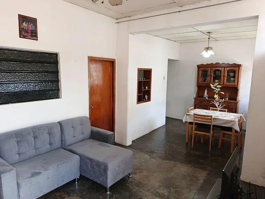 Estela Montilla Sells house in Valencia La Candelaria