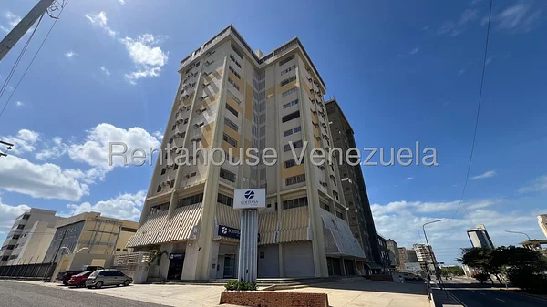 apartment (1 Level) for sale on Avenida Bella Vista, Zulia