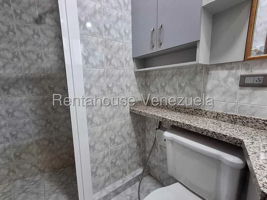 apartment (1 Level) for sale in Centro, Zulia - Image 9