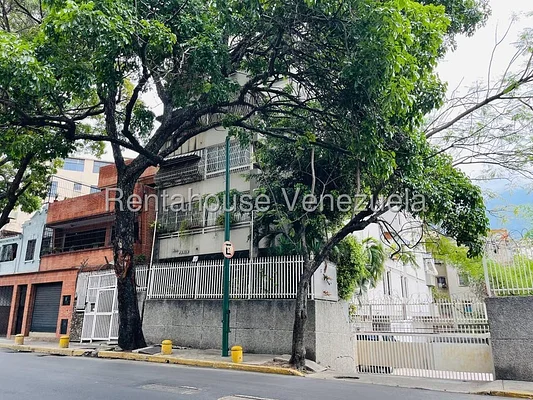 house (Duplex) for sale in La Campiña, Distrito Metropolitano