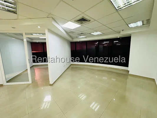 Commercial (office) for rent on Avenida Bolivar, Aragua - Image 6