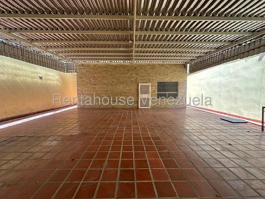 house (Multiple Levels) for sale in Los Caobos, Aragua