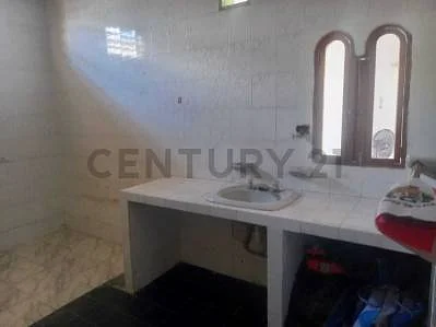 Master bathroom with double sinks