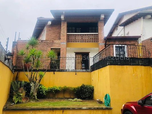 house (Multiple Levels) for sale in El Hatillo, Metropolitan District