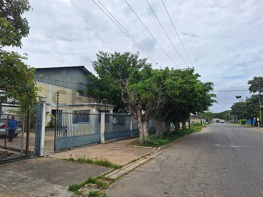 Sale of warehouse on 23 de enero, Girardot, Maracay, Aragua