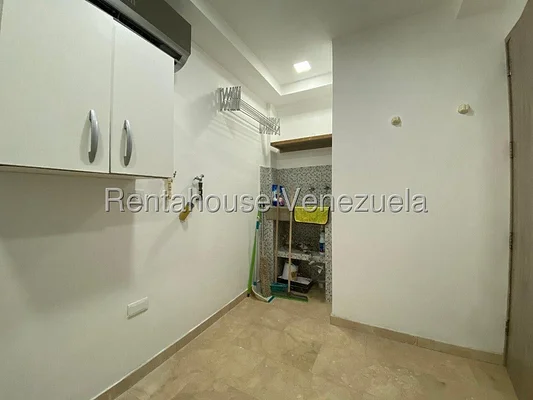 house (Multi-Level) for sale in Ciudad Roca, Lara - Image 11