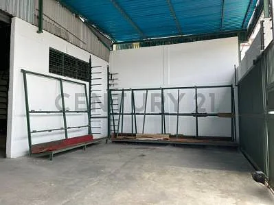Boundary view of land