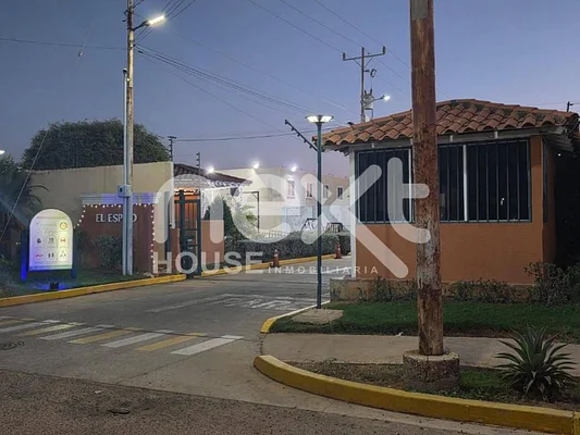 FOR SALE house SECTOR ISLA DORADA ZONA NORTE MARACAIBO - Image 3