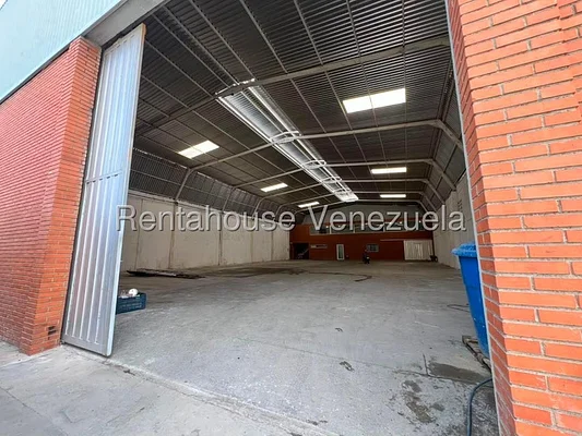Commercial (Warehouse - Storage) for sale in Parroquia Juan de Villegas, Lara
