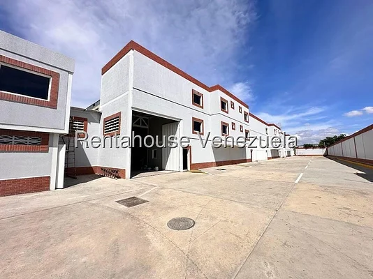 Commercial (Warehouse - Storage) for sale in Zona Industrial 3, Lara