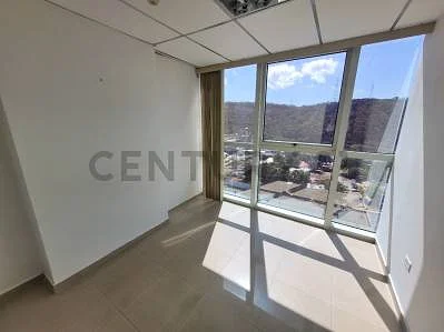 office for rent in Sector Las Garzas, Diego Bautista Urbaneja, Lechería, Anzoategui - Image 7