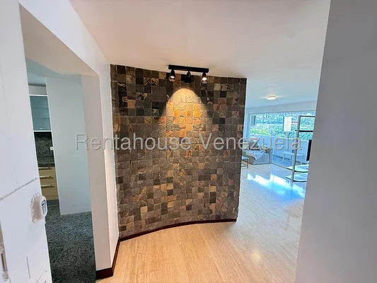 apartment (penthouse) for sale in Chuao, Distrito Metropolitano