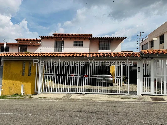 house (Multiple Levels) for sale in Colinas de Bello Monte, Metropolitan District