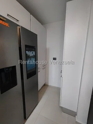 apartment (1 Level) for sale in Colinas de La Tahona, Distrito Metropolitano - Image 3