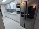 apartment (1 Level) for sale in Colinas de La Tahona, Distrito Metropolitano thumbnail 2