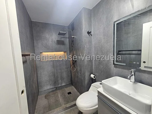 apartment (1 Level) for sale in Colinas de La Tahona, Distrito Metropolitano - Image 10