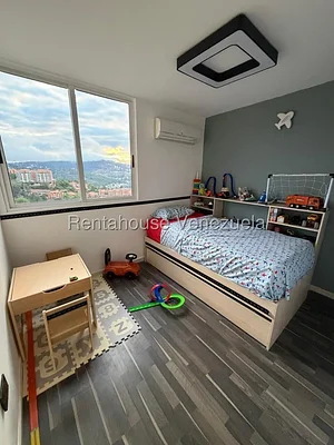 apartment (1 Level) for sale in Colinas de La Tahona, Distrito Metropolitano - Image 8