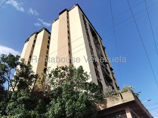 apartment (1 Level) for sale on Avenida Lara, Carabobo