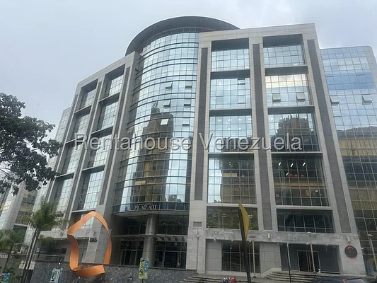 Commercial (office) for rent in Santa Paula, Distrito Metropolitano