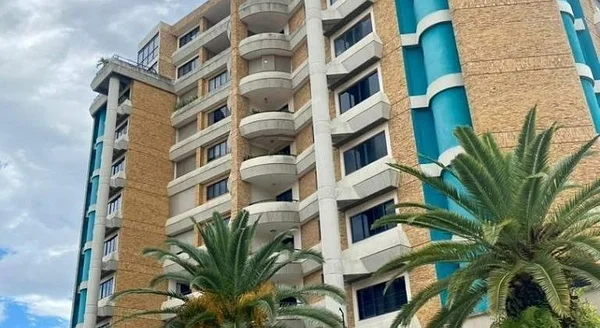 Apartment of 174 m2 Luxury Spaciousness and total tranquility. - Edificio Pietrasanta Calle Bolivia Urb Del Este, 3001 Barquisimeto - 4 beds apartment for sale