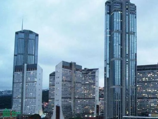 FOR SALE! Spacious Duplex in Parque Central (High Floor) - AV. LECUNA TORRE TACARIGUA, 1015 Caracas - 3 beds apartment for sale