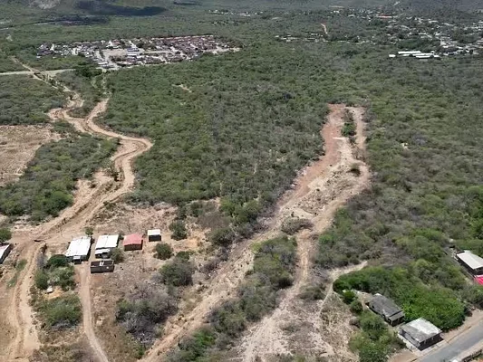 Full land expanse overview
