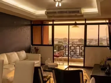 Hallway leading to bedrooms