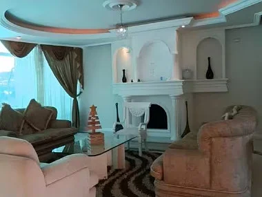 Gourmet kitchen with island
