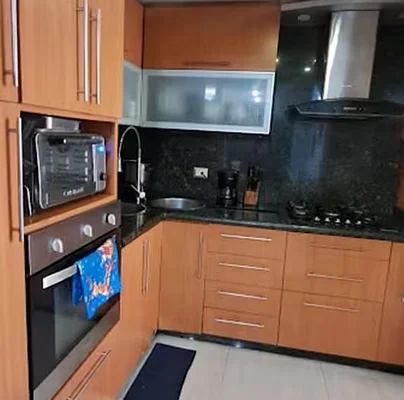 Second bedroom with natural light