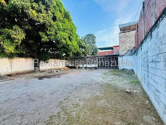 Commercial (commercial space) for rent in Guatire, Miranda