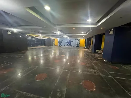 Building entrance lobby view
