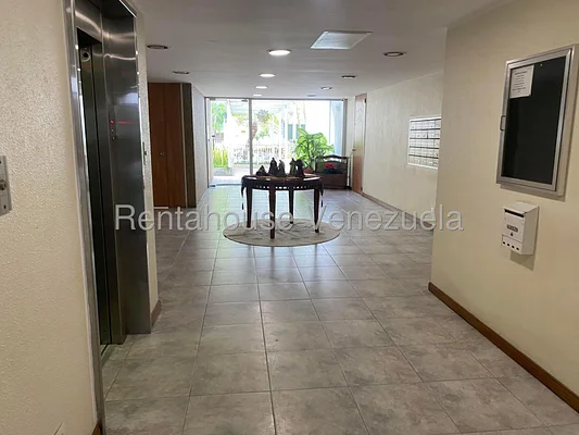 apartment (1 Level) for rent in Los Naranjos del Cafetal, Distrito Metropolitano - Image 4