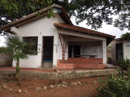 Sale of house in El Tirano, Antolín del Campo, La Plaza de Paraguachí, Nueva Esparta