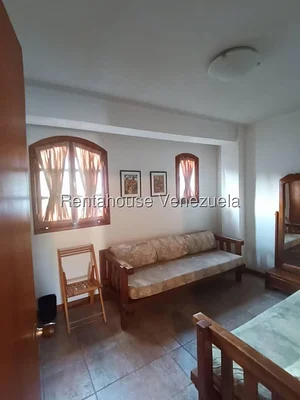 apartment (1 Level) for rent on Av Americo Vespucio, Anzoategui - Image 6