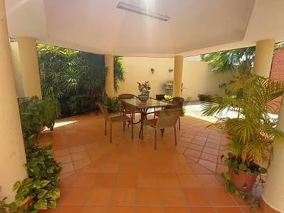 Commercial room layout view