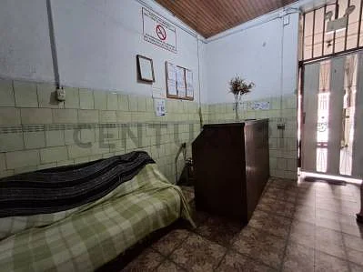 Bedroom with storage